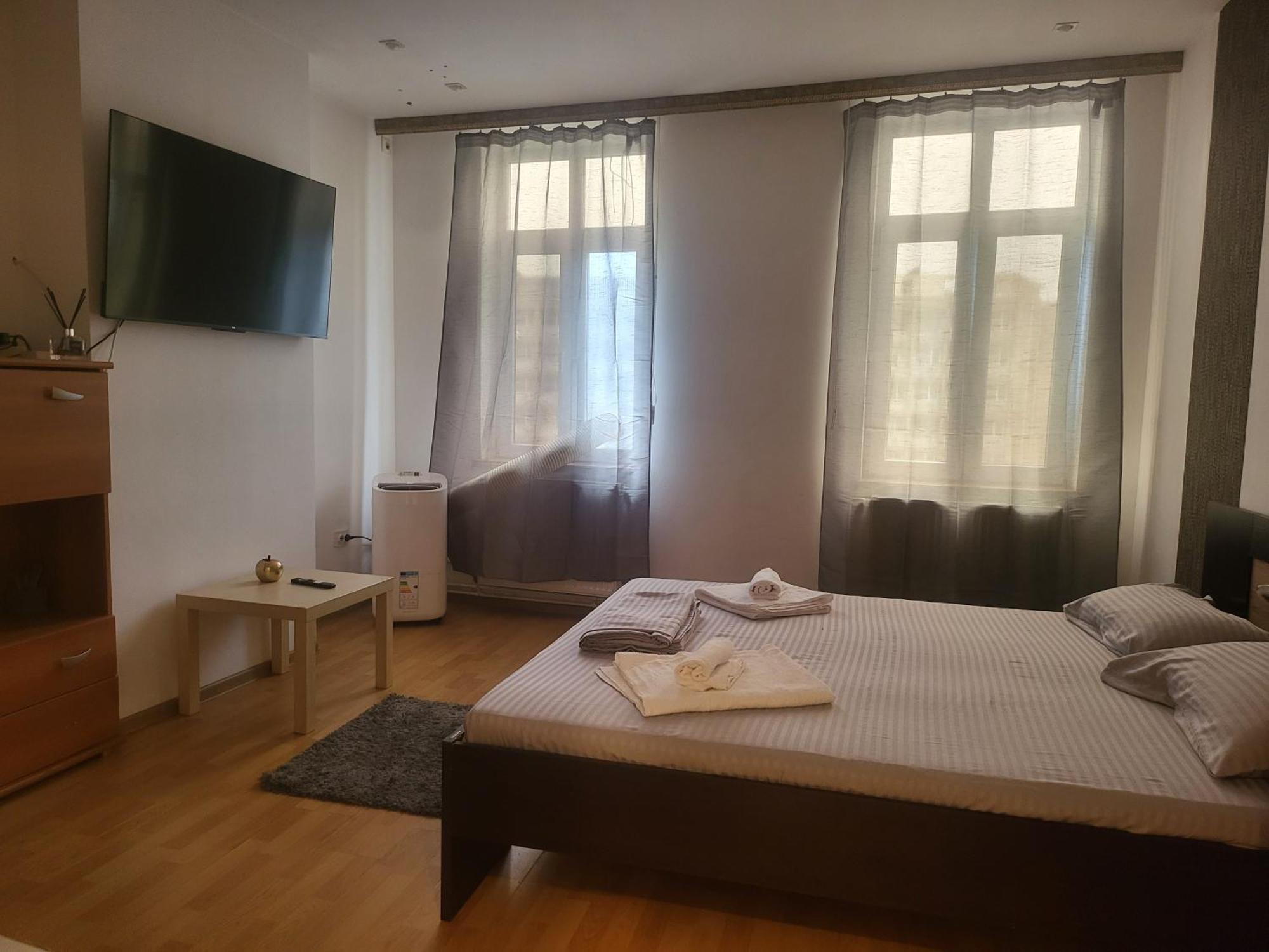 Aparthotel Yanis Βουκουρέστι Εξωτερικό φωτογραφία